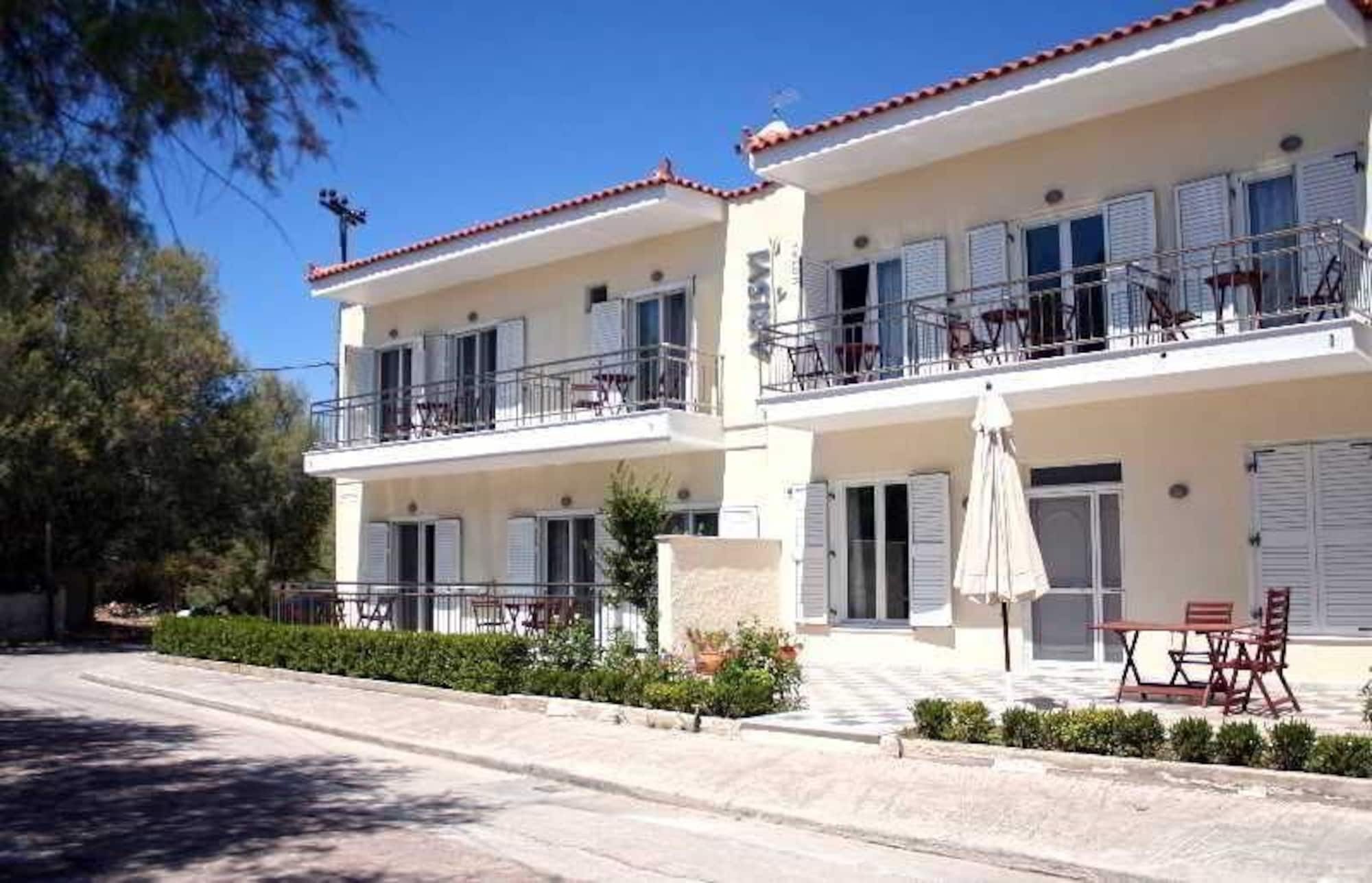Arisvi Hotel Скала-Каллонис Экстерьер фото